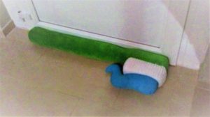 ikea tandenborstel blauw groen tandpasta interieur