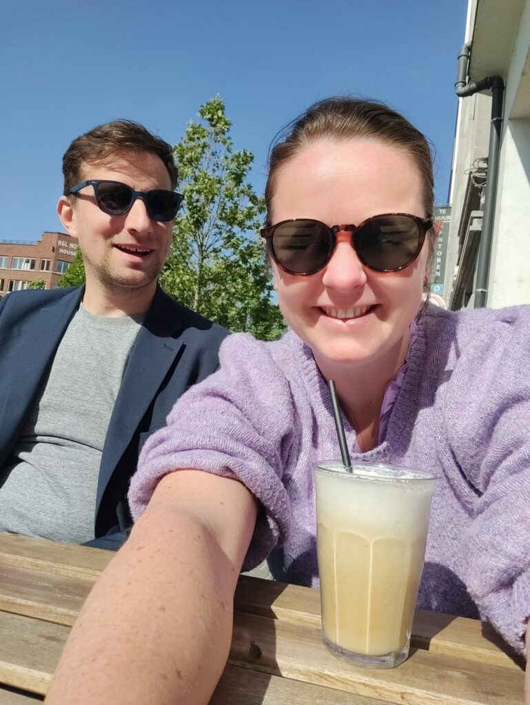 koffie op terras kolonel en reede